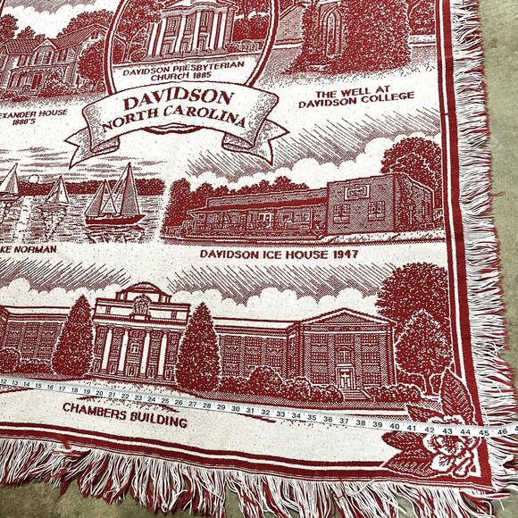 VTG Davidson North Carolina NC Locations Throw Blanket Woven Acrylic Red White - Picture 13 of 15
